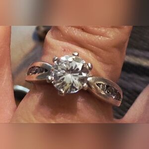 1CT DIAMOND CZ ENGAGEMENT WEDDING RING SIZE 7 SET IN STERLING SILVER 925 SIZE 7